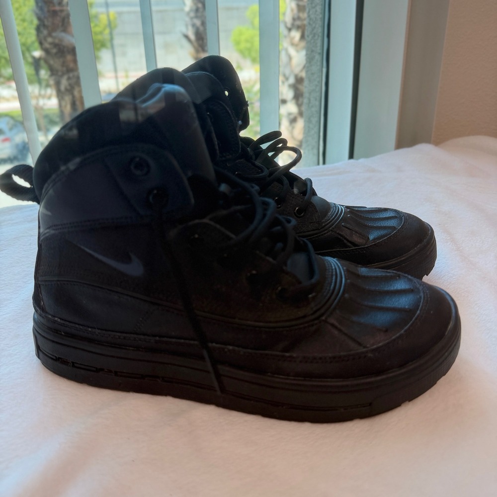 Nike ACG Woodside 2 High Black Duck Boots Youth Size 6Y Women's 7.5 524872-004